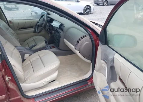 1998 Cadillac Catera Standard z USA, uszkodzony, nr VIN W06VR52R0WR188951